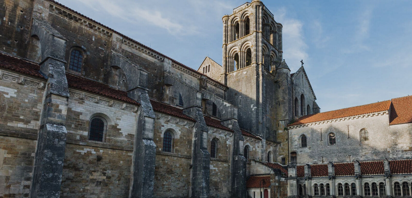 Vezelay Cluny en circuits de randonnées