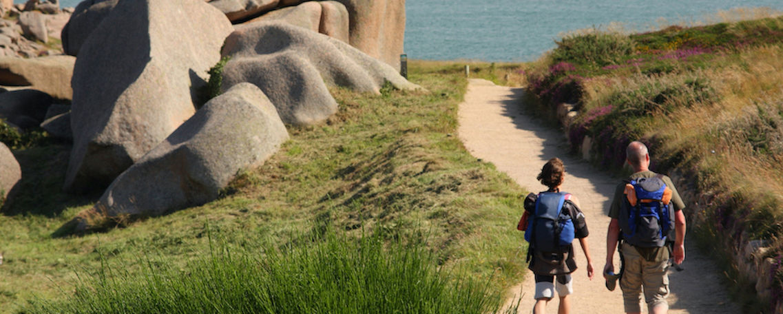 Randonneurs sur le sentier